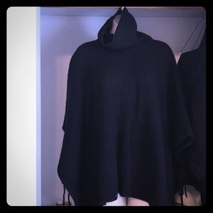 Italian yarn navy blue poncho